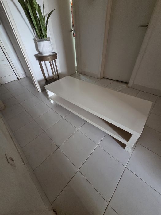 Pequeno movel de sala