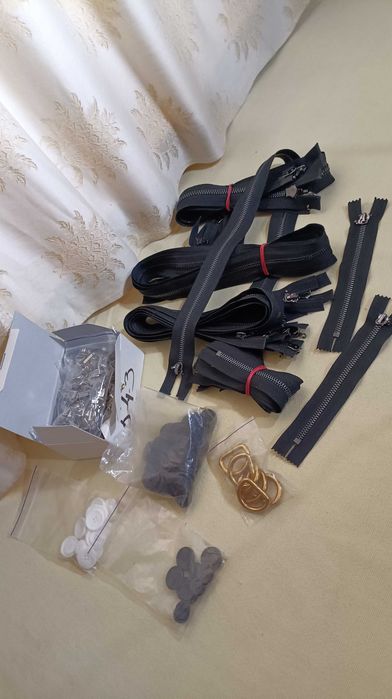 Швейная фурнитура молния пуговицы шнур резинка