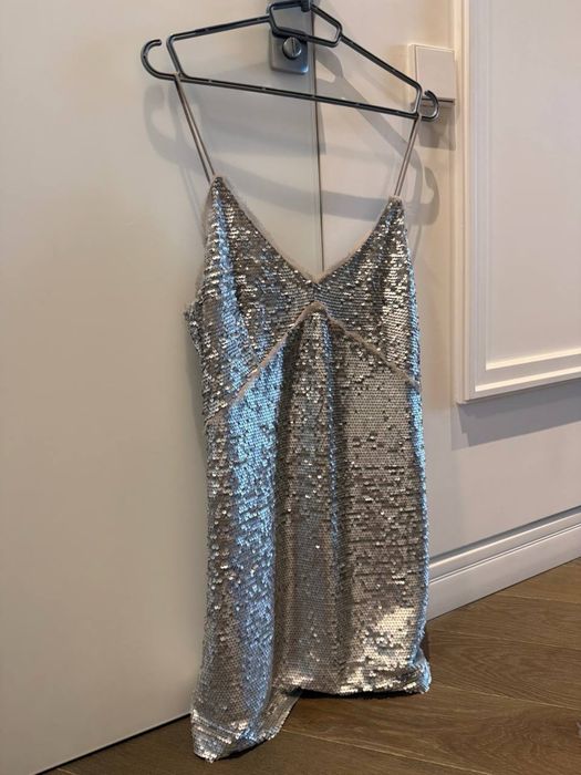 Платье с пайетками mango (mng suit).