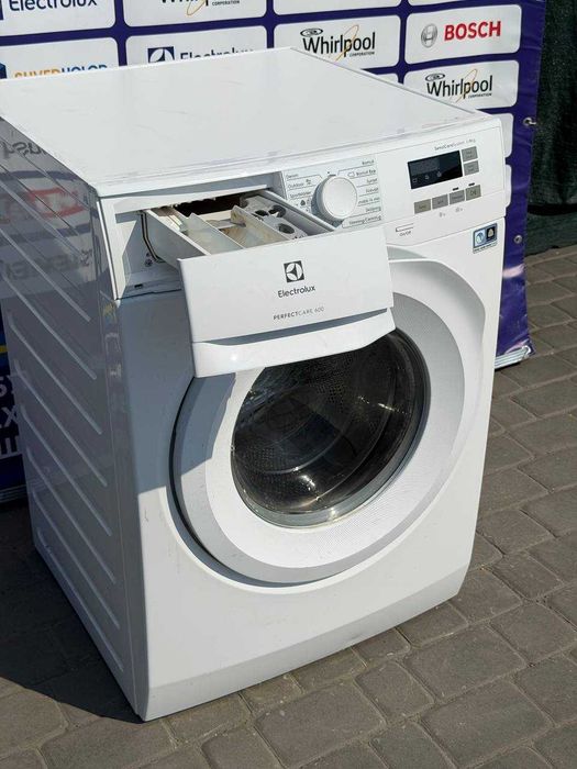 Пральна машина б/в Electrolux 9кг 1600об з Європи #08214
