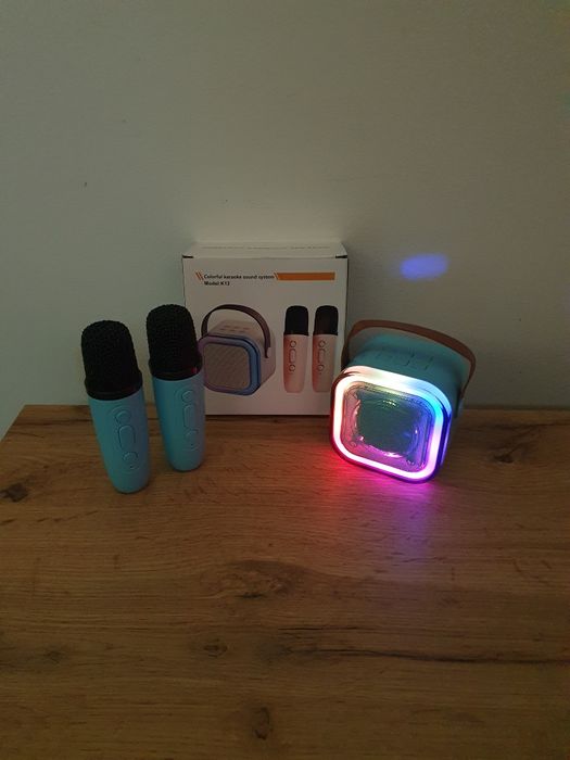 Karaoke zestaw bezprzewodowy 2mikrofony+ głośnik
