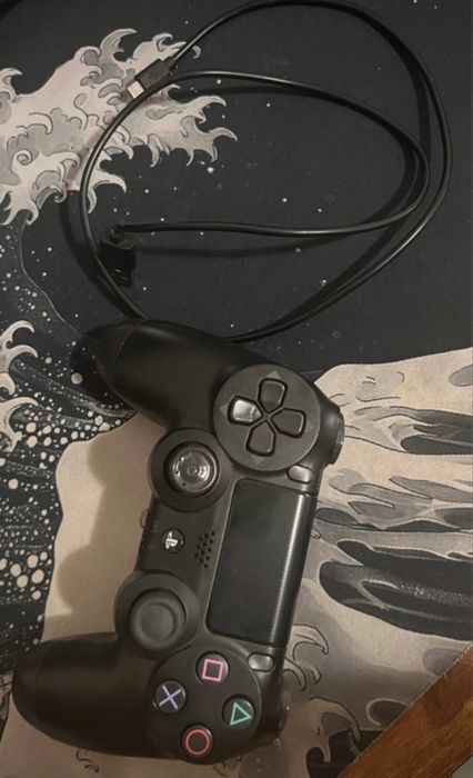 PS4 Pro 1TB  – Excelente Estado