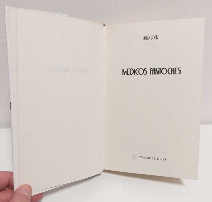 Médicos Fantoches, de Robin Cook