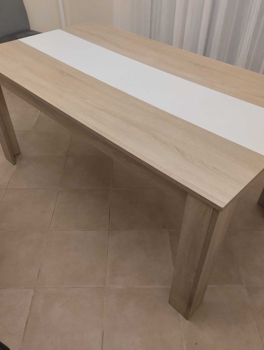 Mesa de jantar bom estado