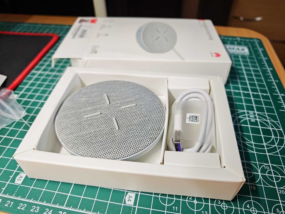 Беспроводное зарядное устройство VIKEFON/Huawei CP61