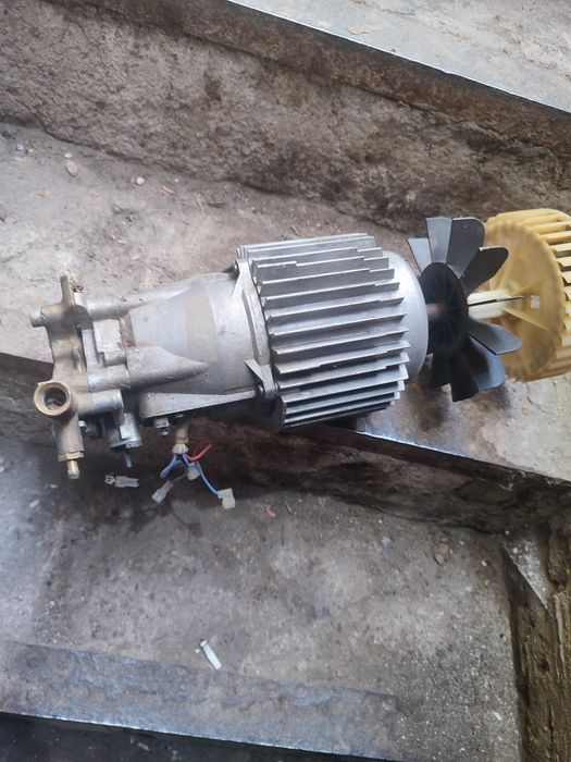 Запчастини karcher б/у hds895s,695m,1195s