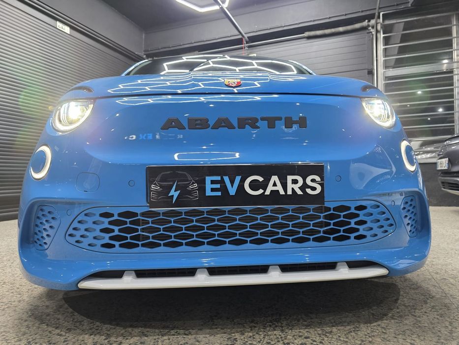 Abarth 500e Scorpionissima