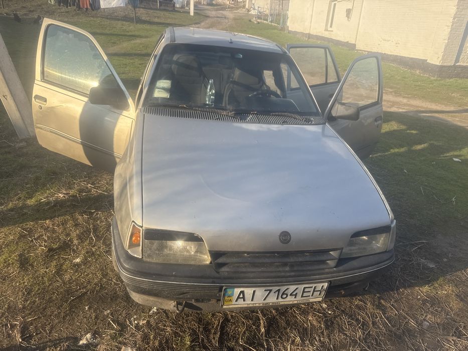 Опель кадэт 1987