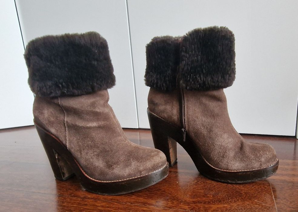 Botins  tamanho 39