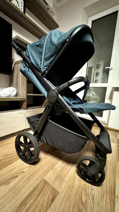 Прогулянкова коляска Carrello • Стан відмінний • 4500 грн