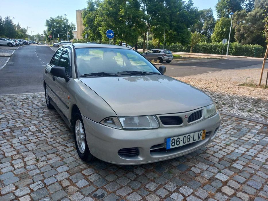 Mitsubishi carisma 1.9 TD full estras AC