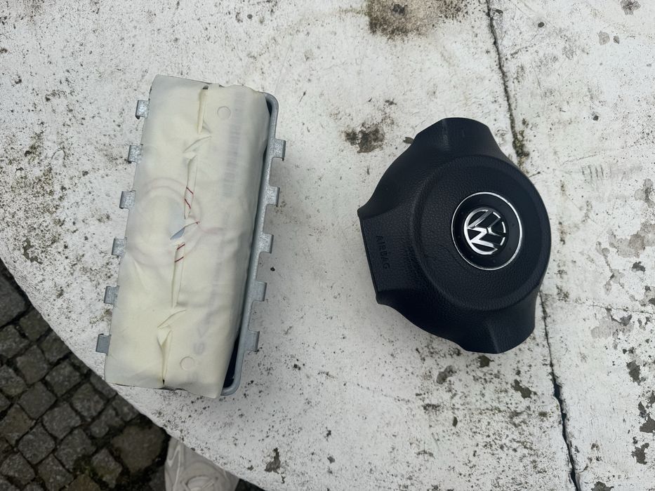 Poduszi powietrzne  pasażera i kierowcy  vw polo r6 2011