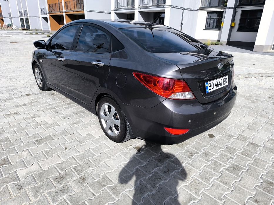 Продам автомобіль hyundai accent 2011 року
