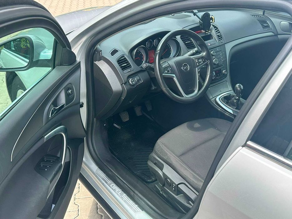 Opel Insygnia * 1.8i * 140KM * Sedan * Wolnossący *