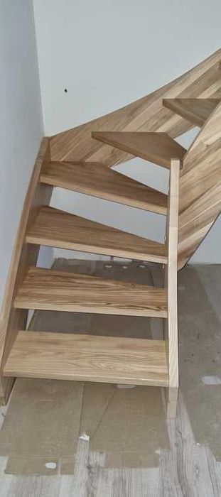 Schody drewniane pomiary wykonanie