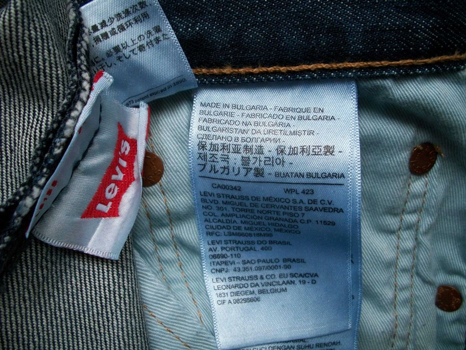 Классические джинсы Levis 501 размер 36 -32 пошив Болгария
