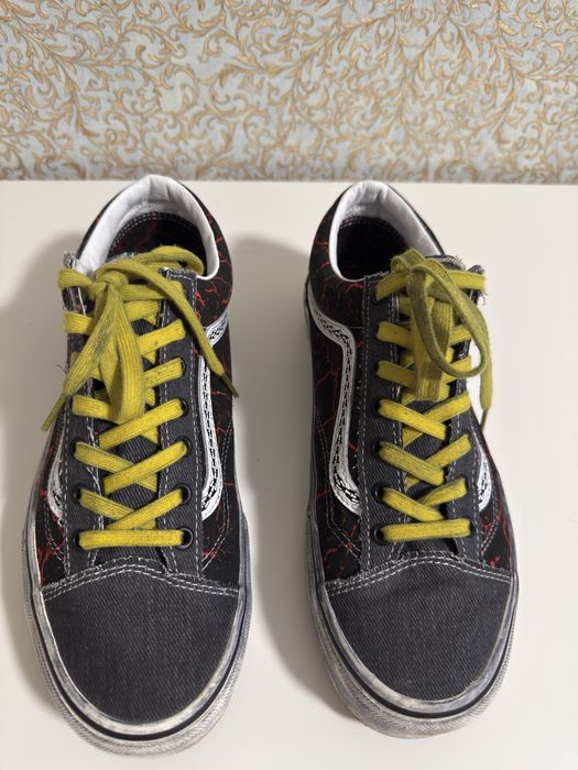 Кеди Vans x Stranger Things (оригінал)