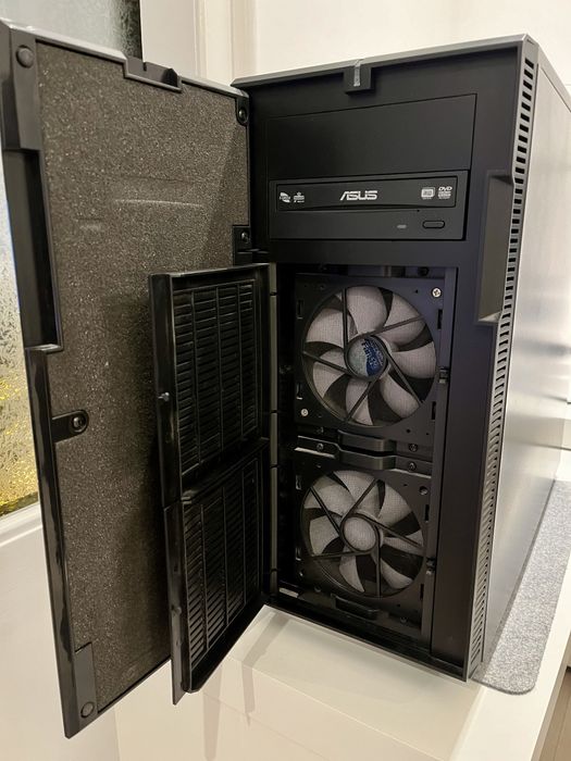 Komputer Core 2 Quad / GTX 750 Ti / 8GB RAM / SSD + HDD / ASUS P5K