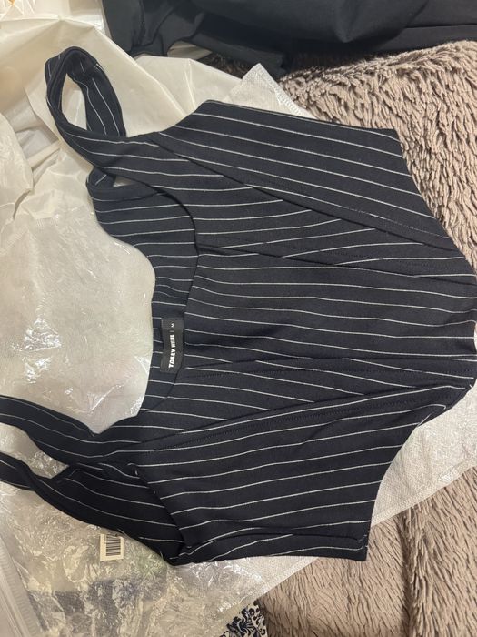 Стильний вкорочений корсет