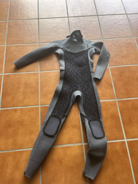 Fato de surf billabong 14 anos