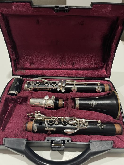 Clarinete Buffet E11