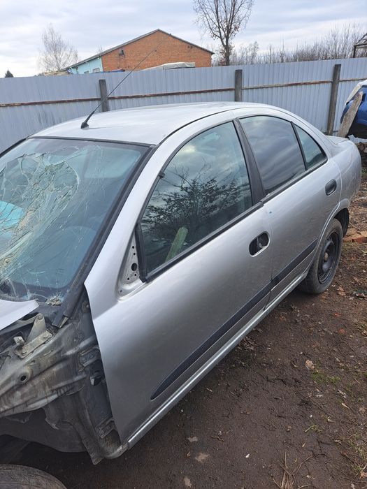 кузов ніссан альмера н16 класік 2006 сірий