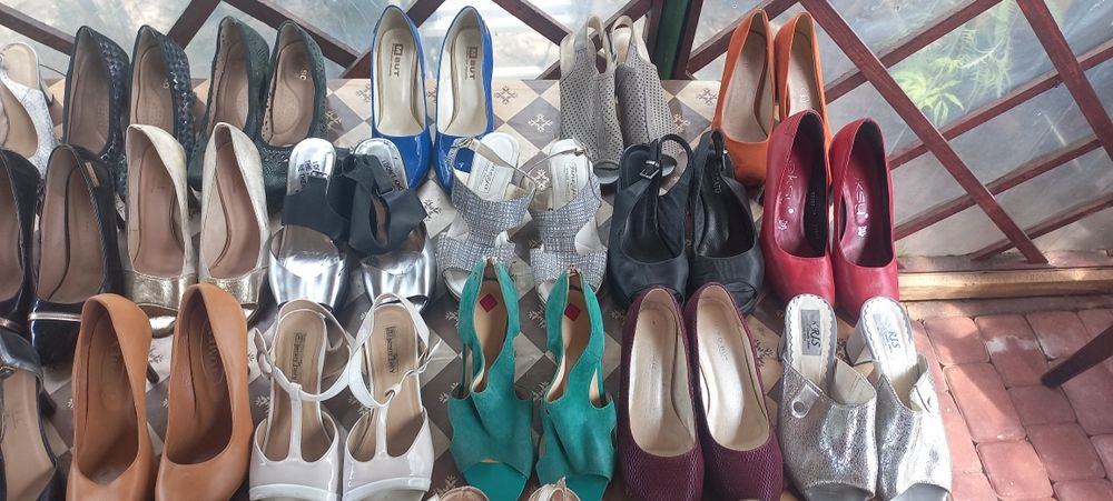 Buty damskie sandałki szpilki kozaki wszystko skóra