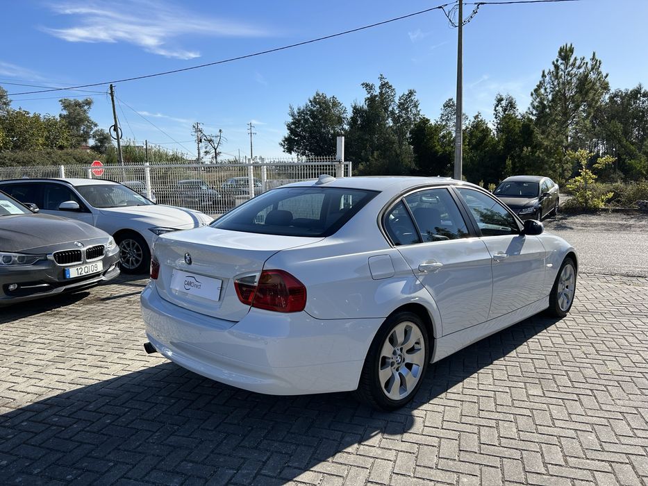 BMW 318d - Distribuição e Bimassa + Garantia
