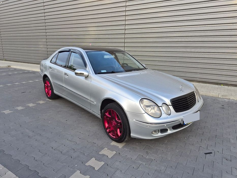 Mercedes-Benz Klasa E 3.2 benzyna masaze kupiony w polskim salonie