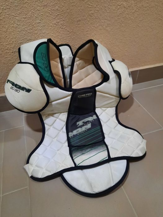 Хоккейная экипировка Bauer,WarriorL-XL