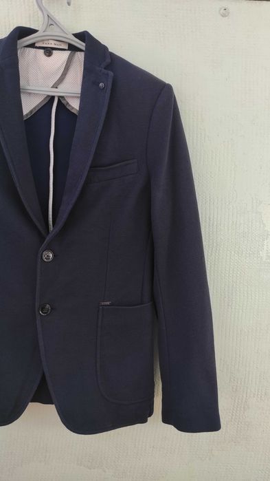 Піджак чоловічий ZARA MAN

розмір:  M / 46