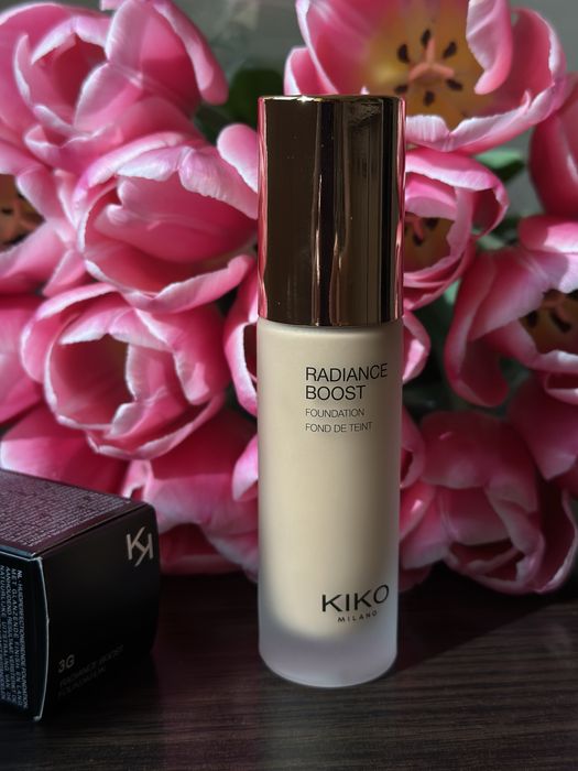 Тональная основа Kiko Milano Radiance Boost Foundation 3 Gold  cтойкая
