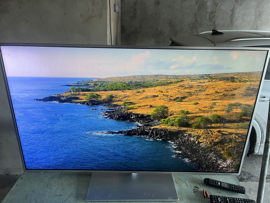 Телевізор   Panasonic 50 дюймів twe Стан ідеальний