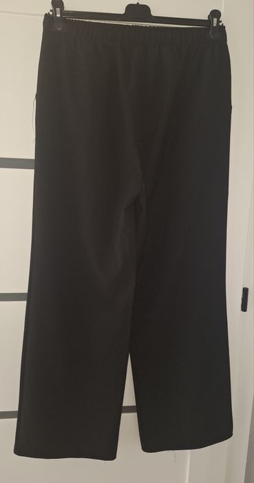 Spodnie czarne r. XL (3)