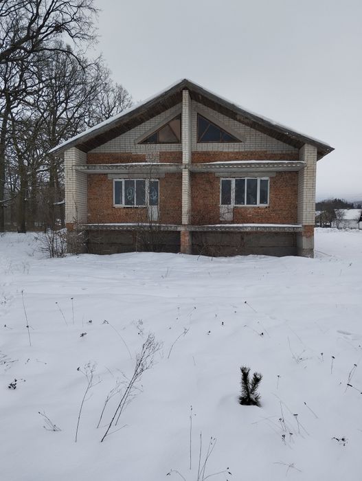 Житловий будинок. Незавершене будівництво.