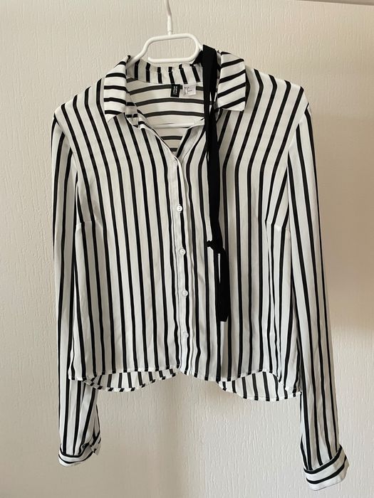 Koszula w paski z wiązaniem pod szyją S