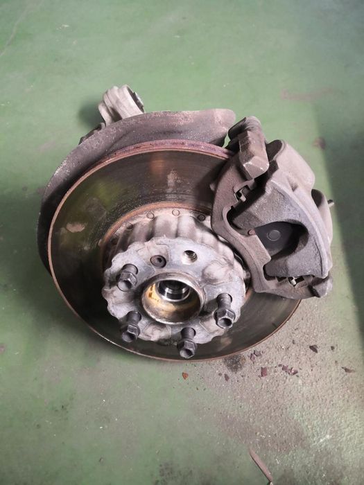 Calíper De Freio Dianteiro Direito Bmw Serie 3 Berlina G20