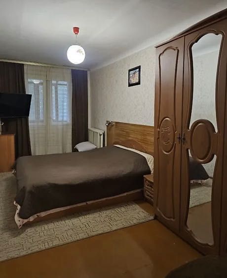 Продам 3к квартиру в центрі