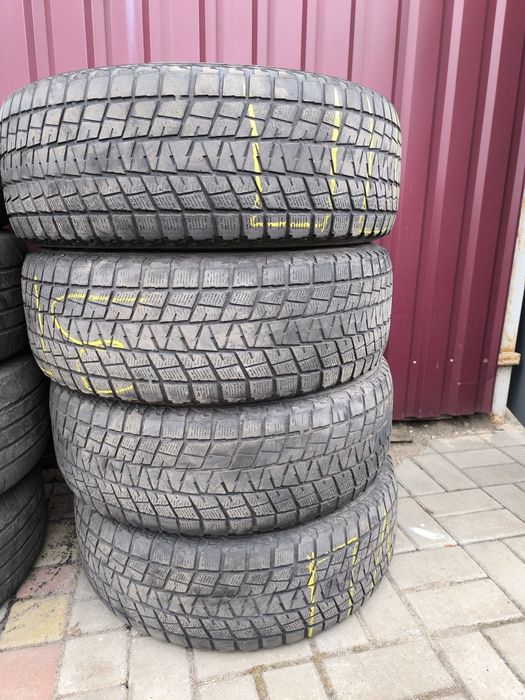 Віддам безкоштовно 4 покришки 245/70/16 для ЗСУ