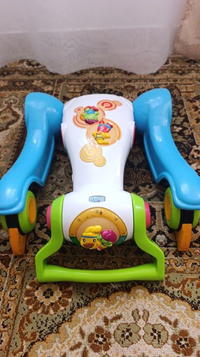 Andador Chicco bebe criança