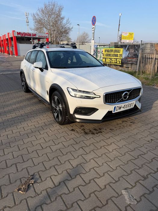 Volvo V60 Cross Country Volvo V60 Cross Country AWD salon pl cesja leasingu fv 23%