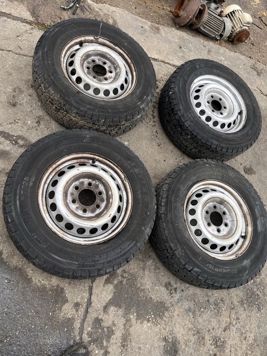 Mercedes sprinter 906 kola zimowe 235/65r16c