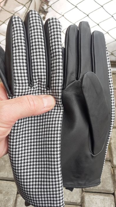 Новые перчатки женские Next.размер L..На большую руку 7,5-8,5.