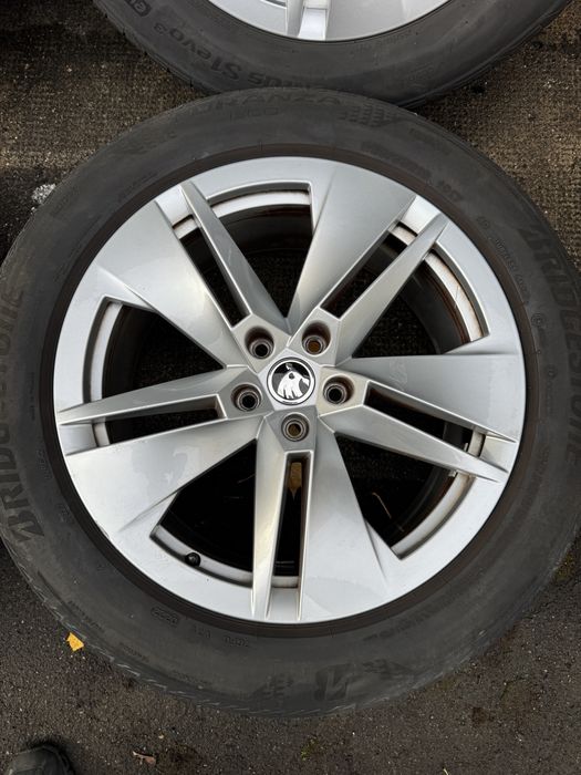 Шини різноширокі 235 55 255 50 R19 VW ID4 ID5 Audi Q4 Skoda Enyaq Unyx