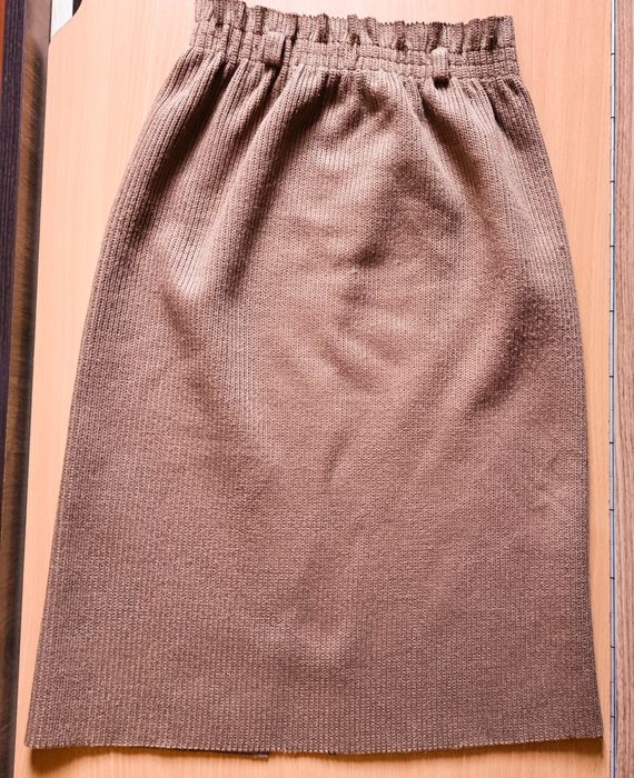 Спідниця міді в рубчик