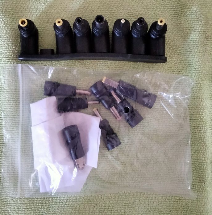 Universal Laptop Power Adapter64738500592899123