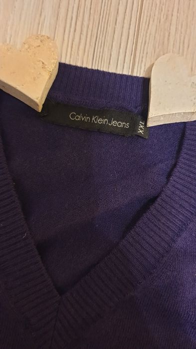 Wełniany sweter męski Calvin Klein M/L fioletowy