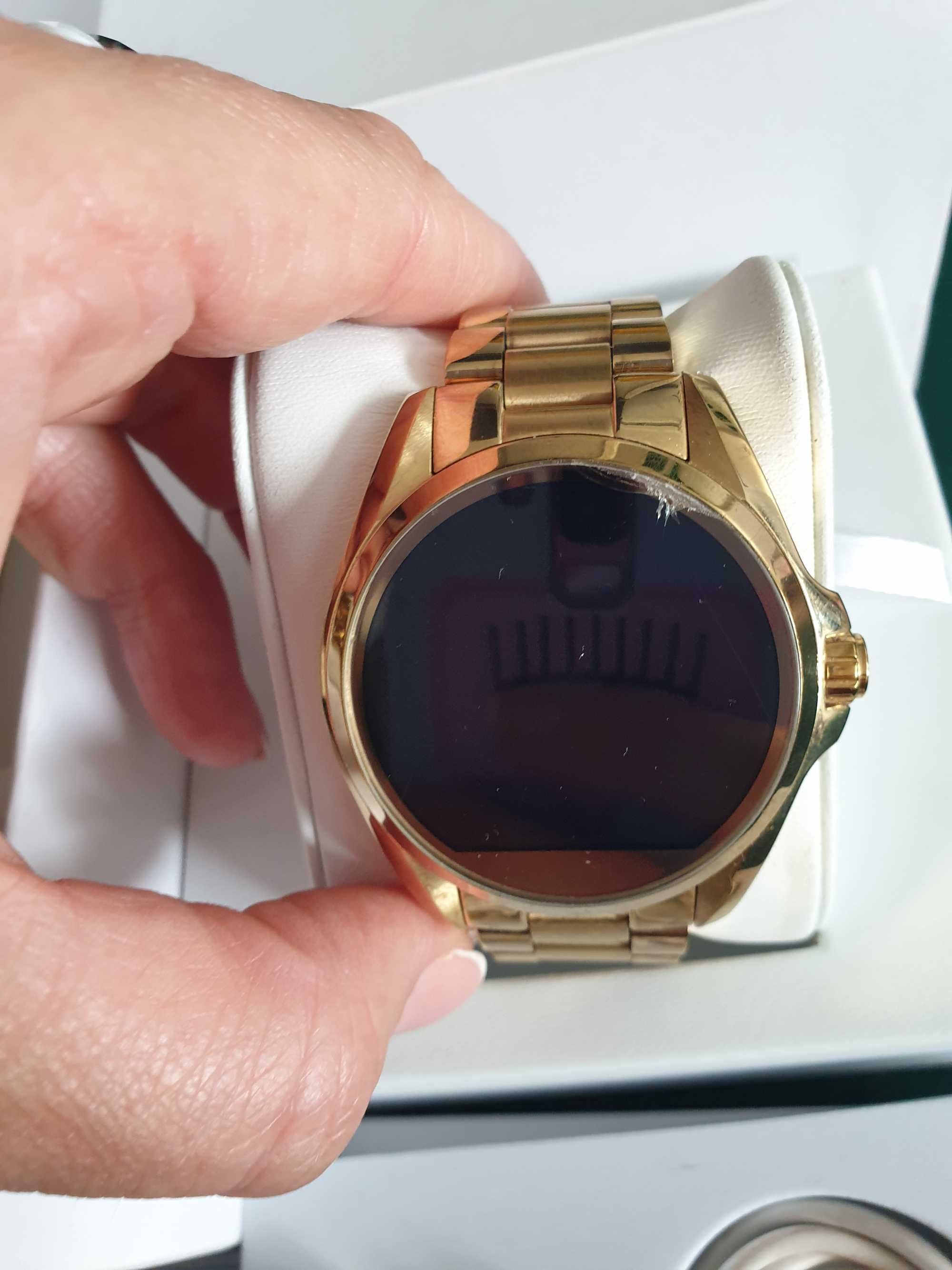 Smartwatch Michael Kors MKT5001 na cz ci My liborz OLX.pl