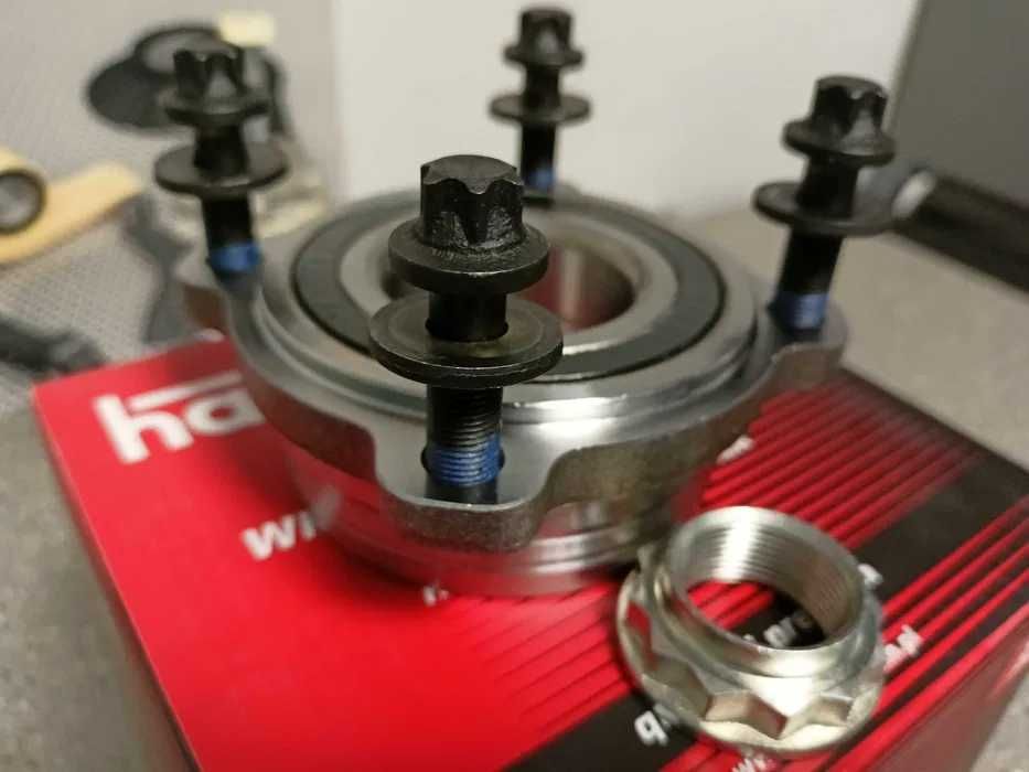 BMW 5 E39,E60,E61 Łożysko/Piasta koła tył kpl.> PROMOCJA !!!