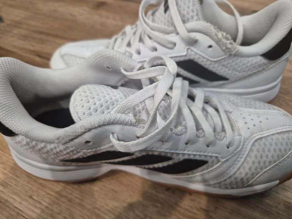 Adidas Ligra r 38